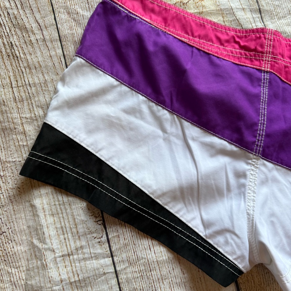 OP Ocean Pacific Rainbow Colorful Patchwork Short Board Shorts Juniors L 11/13 - Picture 10 of 15